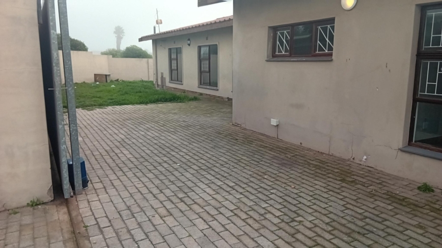 7 Bedroom Property for Sale in Saldanha Western Cape
